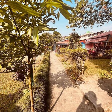 Paradise Mount Resort Покхара Екстер'єр фото