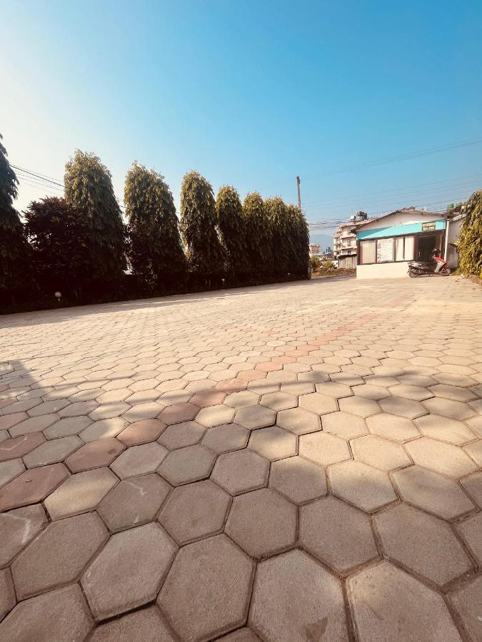 Paradise Mount Resort Покхара Екстер'єр фото